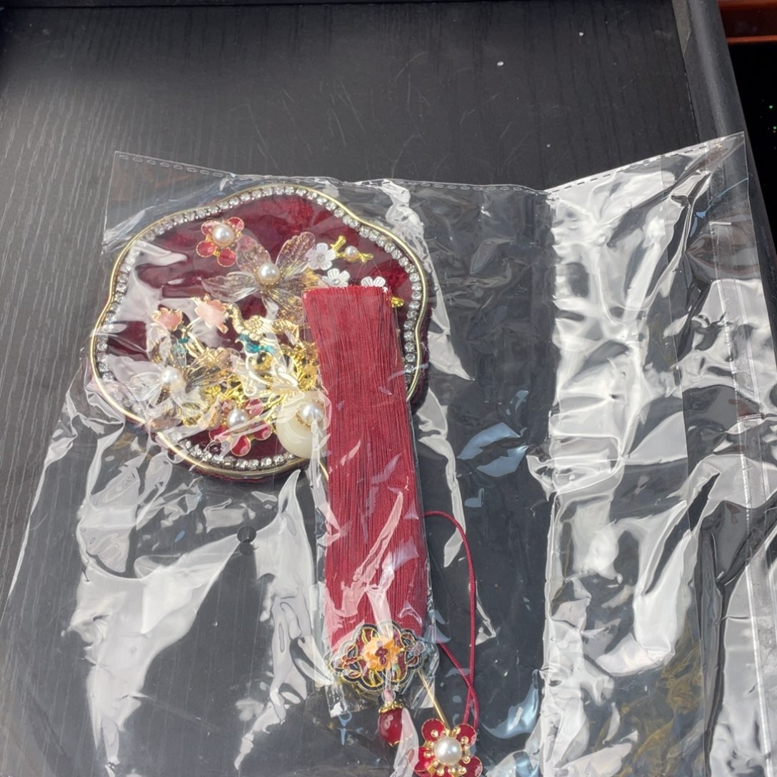 混合材质新娘头饰默认微瑕不退换