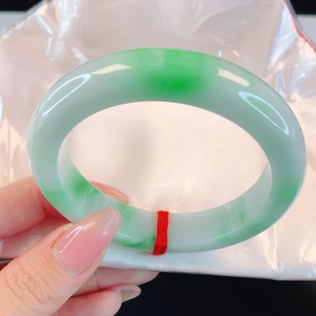 翡翠手镯未镶嵌1025翡翠