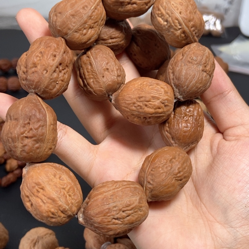 【闪购商品】文玩核桃手串小*