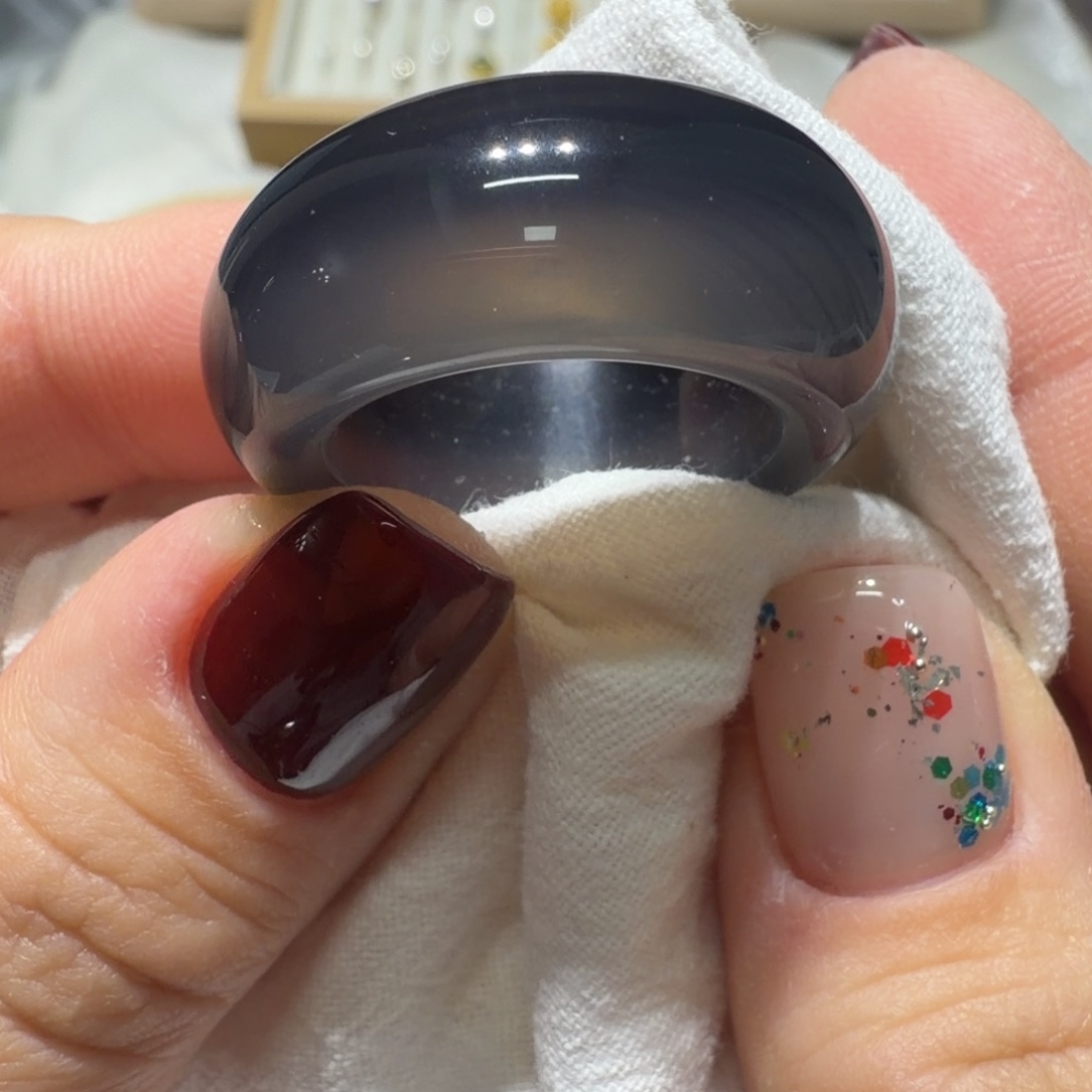 小***.玛瑙/玉髓未镶嵌戒指港22