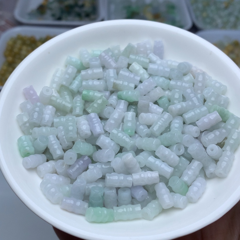 【闪购商品】翡翠手链未镶嵌卡4.8乘9冰绿白竹节100颗