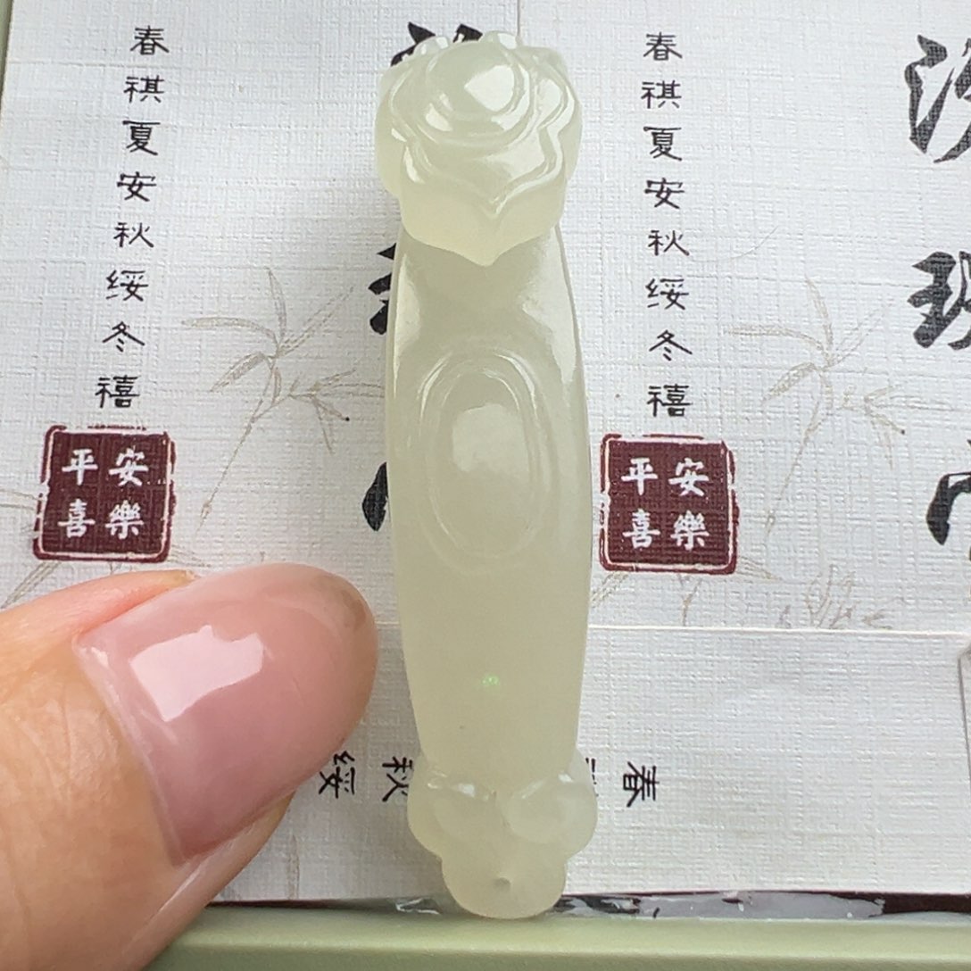 ɞ****颈饰未镶嵌和田玉