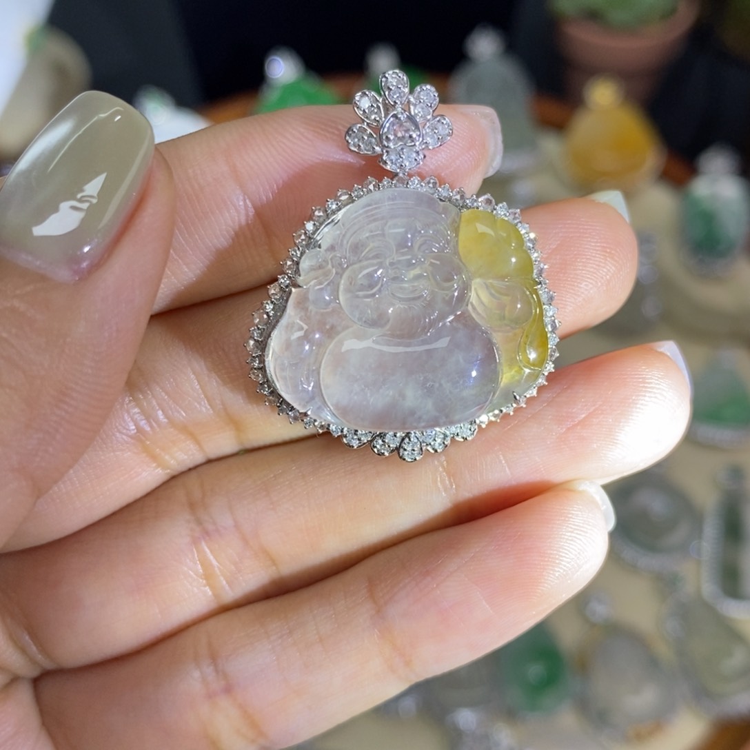 翡翠颈饰18K金镶嵌A货翡翠