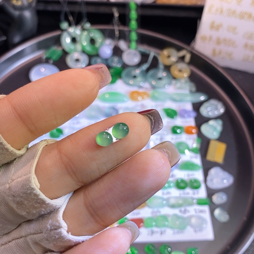 【闪购商品】翡翠未镶嵌挂件蛋面