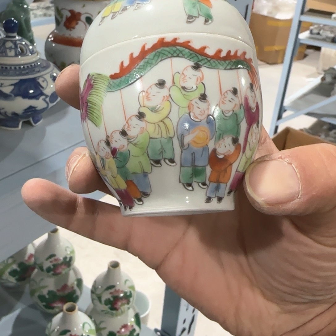 瓷片瓷器等艺术的熏陶以及各种