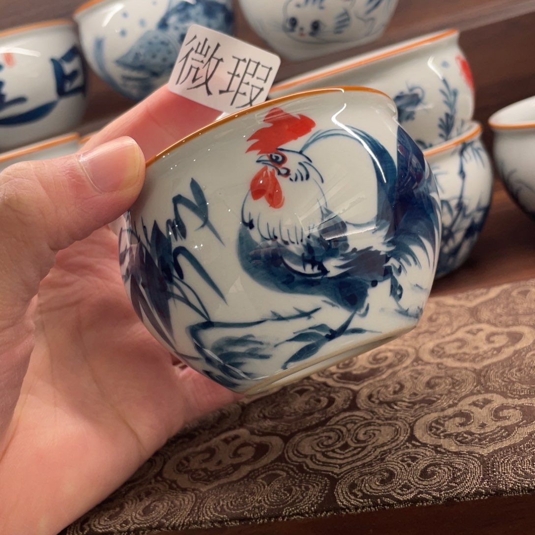 釉下手绘茶具微瑕