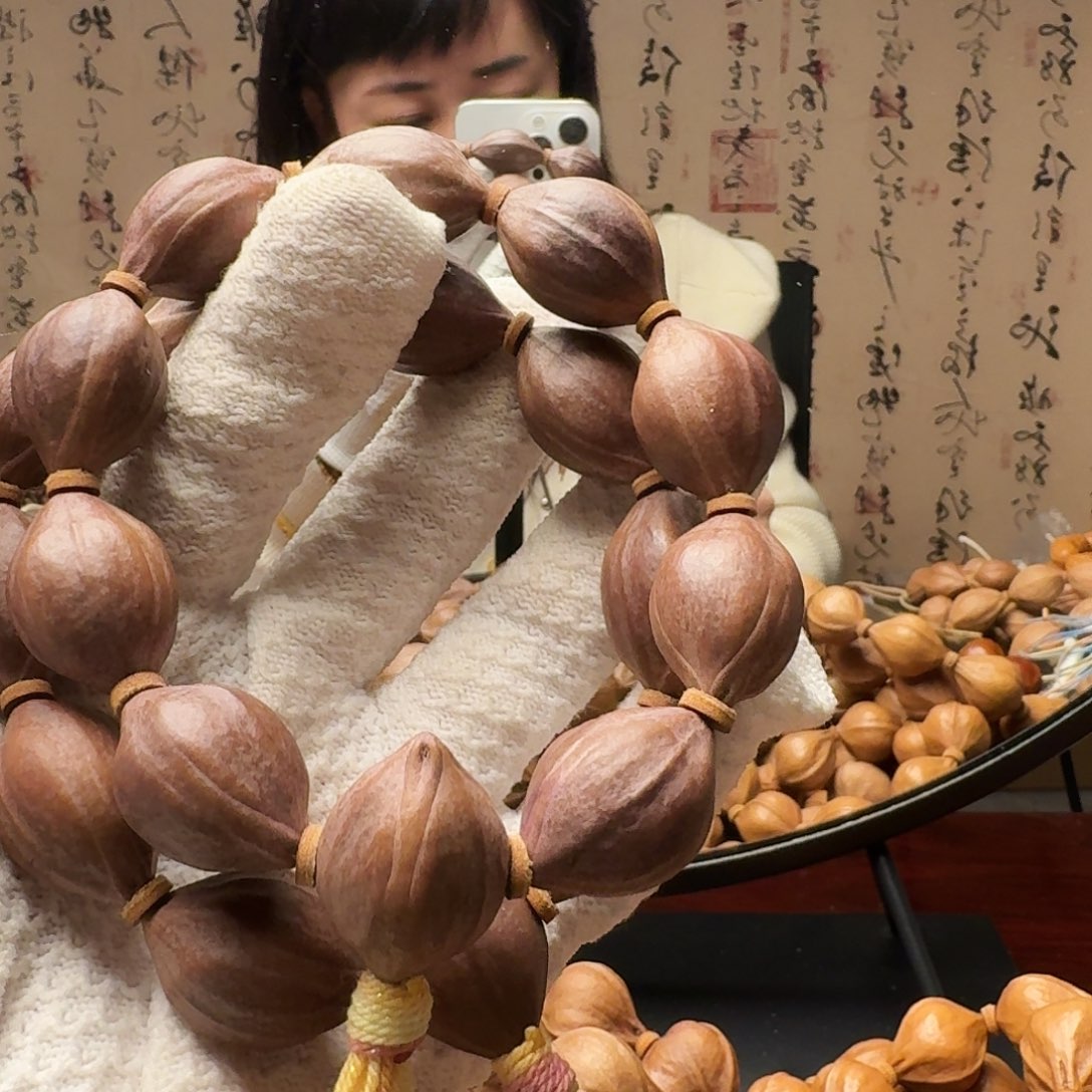 橄榄核把件紫皮核