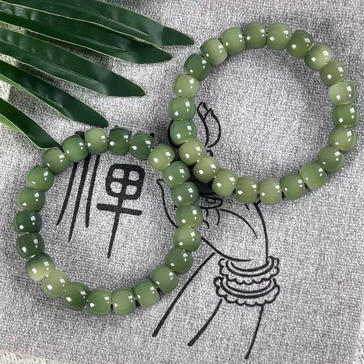 精品菲料专属10mm飘绿直切单圈手串天然菩提根手串带