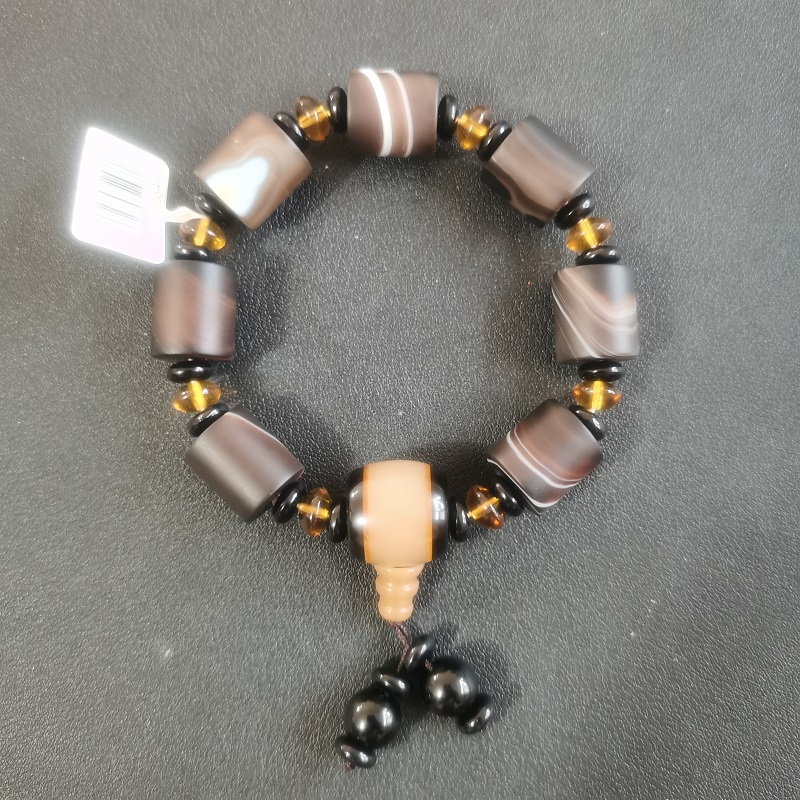 天然东北缠丝玛瑙桶珠手链