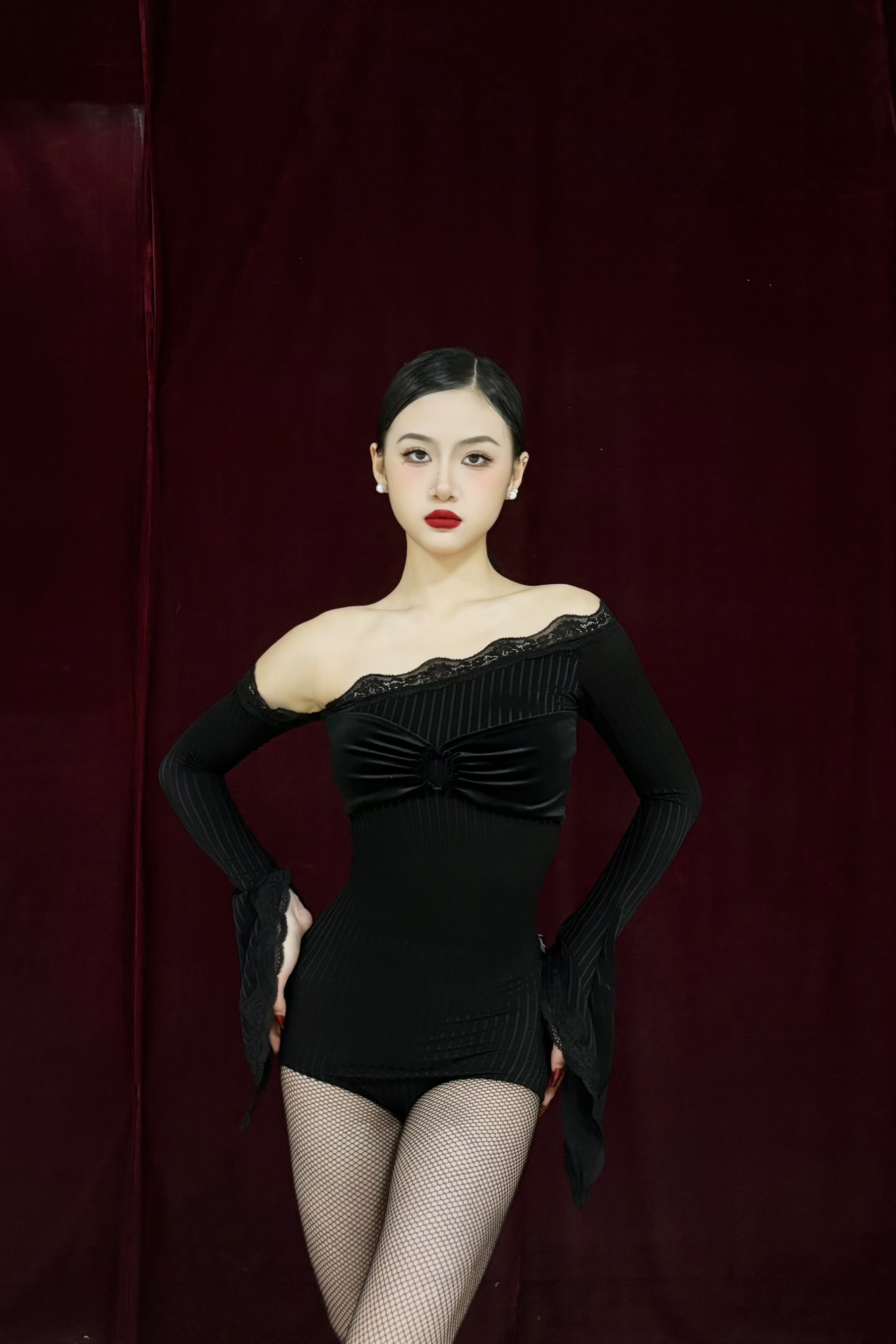 LOYAL繁花摩国际舞服拉丁教课上衣喇叭袖显瘦高级上衣练功服