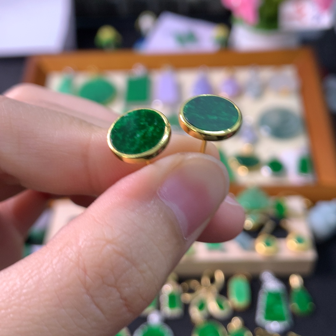 翡翠未镶嵌耳饰耳钉