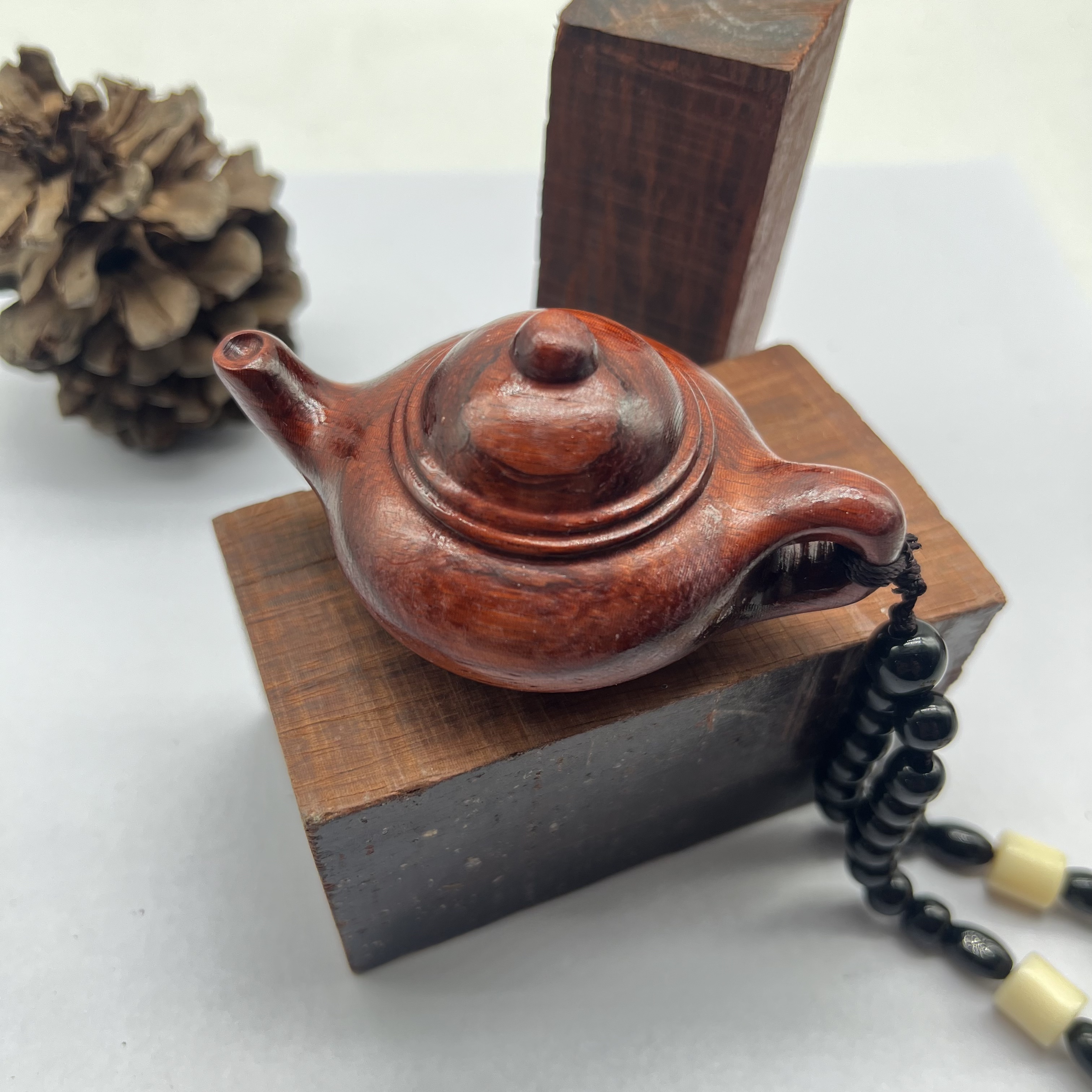 血檀雕刻手把件 091（无礼盒）