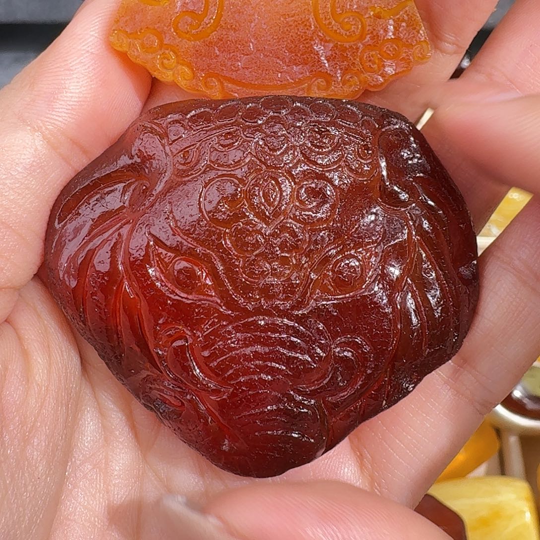 灵***犀琥珀未镶嵌裸石我