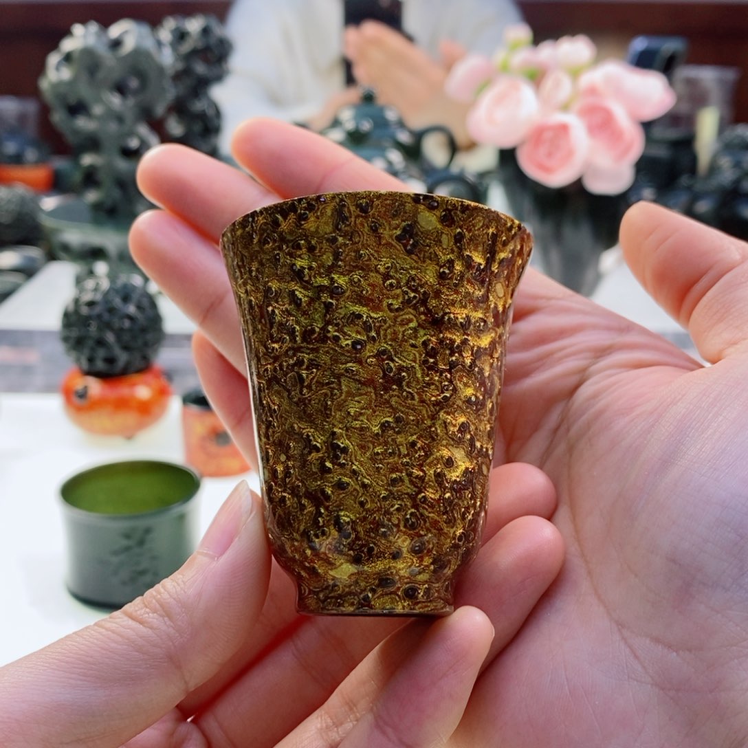 金色大漆警方杯闻香