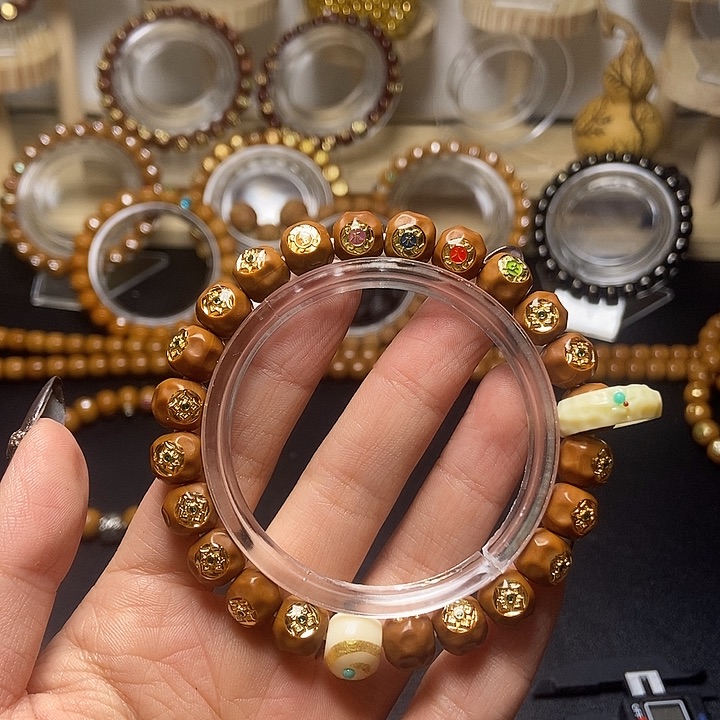 手串猴头核桃满标毕业深坑黑金奶酪10mm左右闪购4