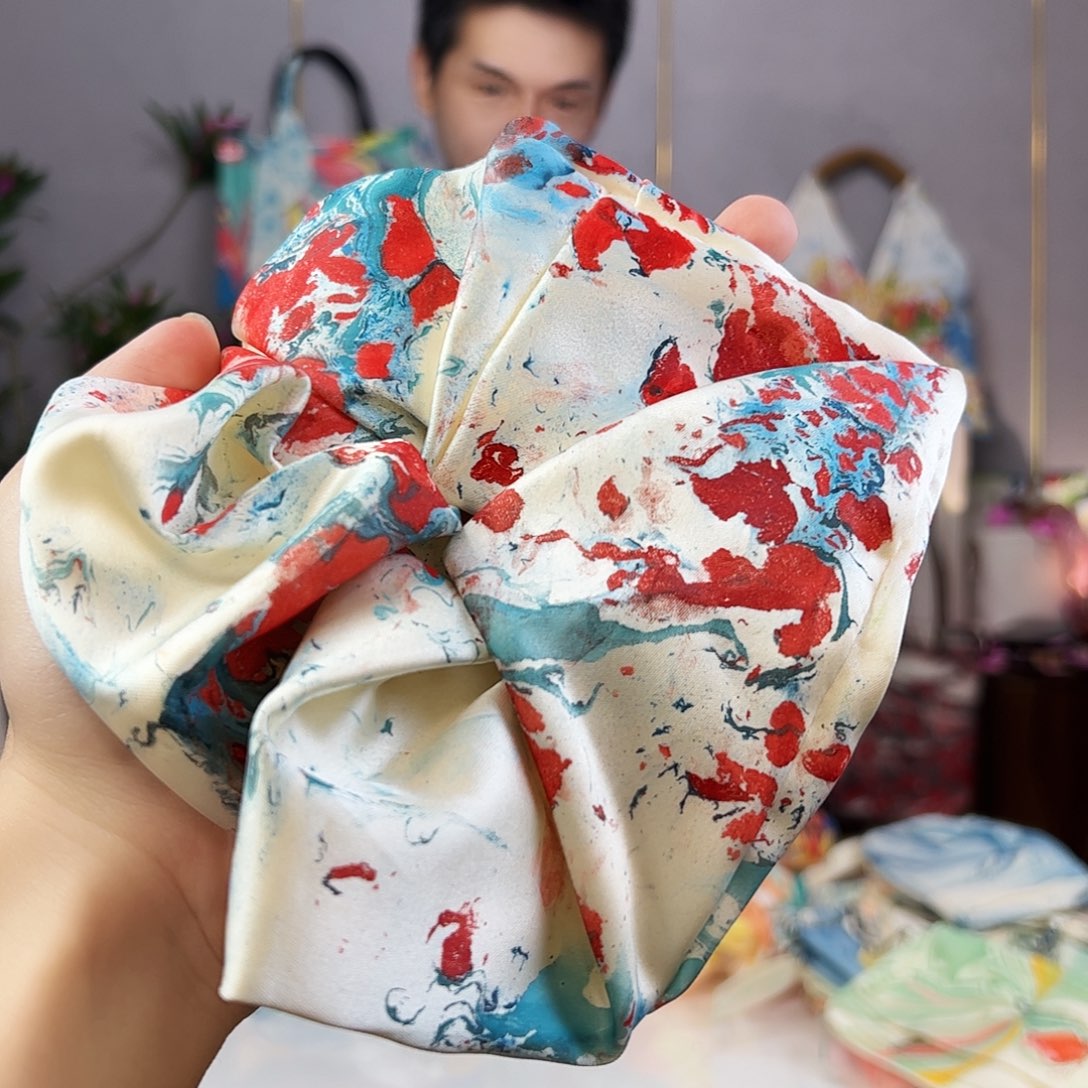 晓*念530 不退不换11111111