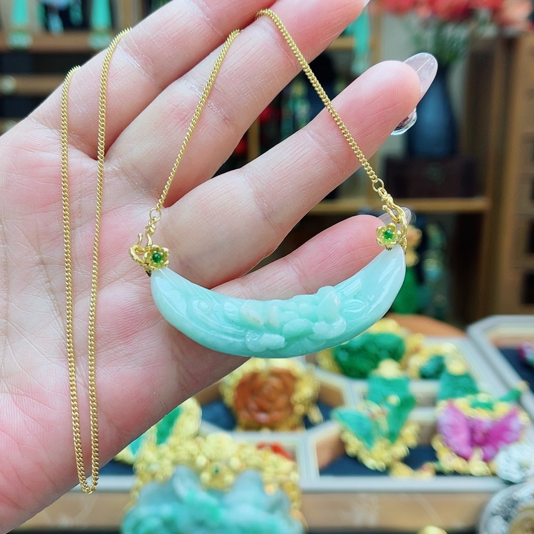 颈饰未镶嵌翡翠48小时鉴赏期