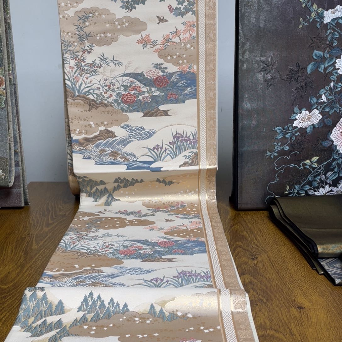 织绣织锦技艺高超的