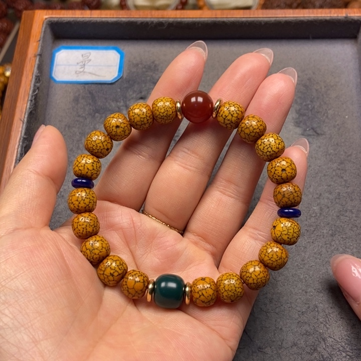 星月菩提吊坠菩提