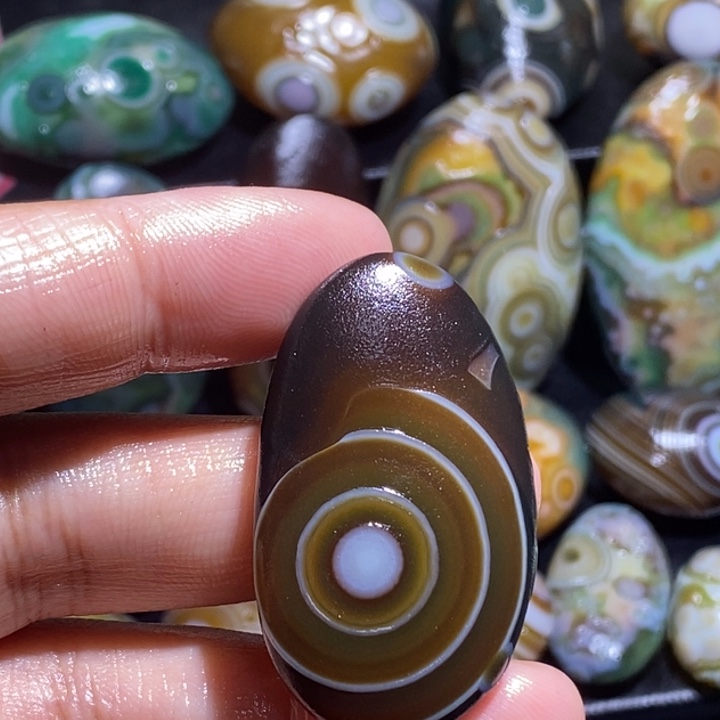 玛瑙/玉髓未镶嵌珠宝奇石4