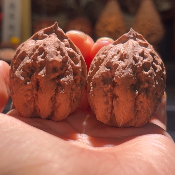 文玩核桃吊坠小虎头46