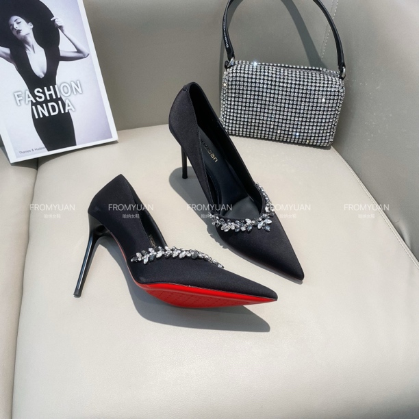 T10253-1单鞋职业细跟高跟鞋性感尖头浅口通用高跟鞋黑色女士