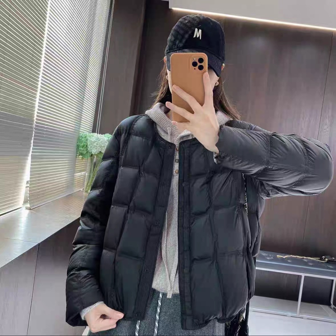 圆领方格棉服女短款2025冬季新款宽松显瘦保暖棉服外套女2682#