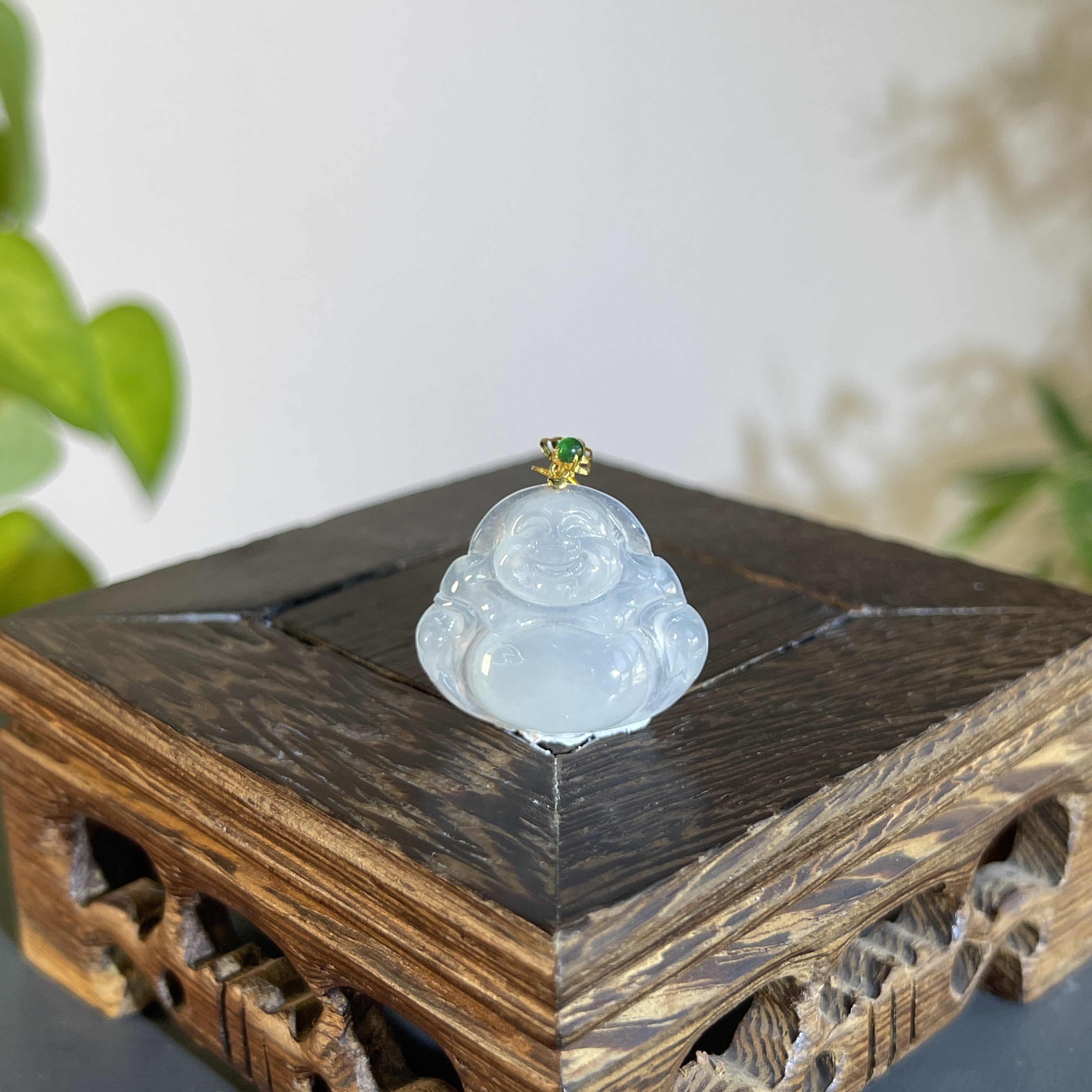 JTB13-67 天然缅甸A货翡翠 18K金扣佛公