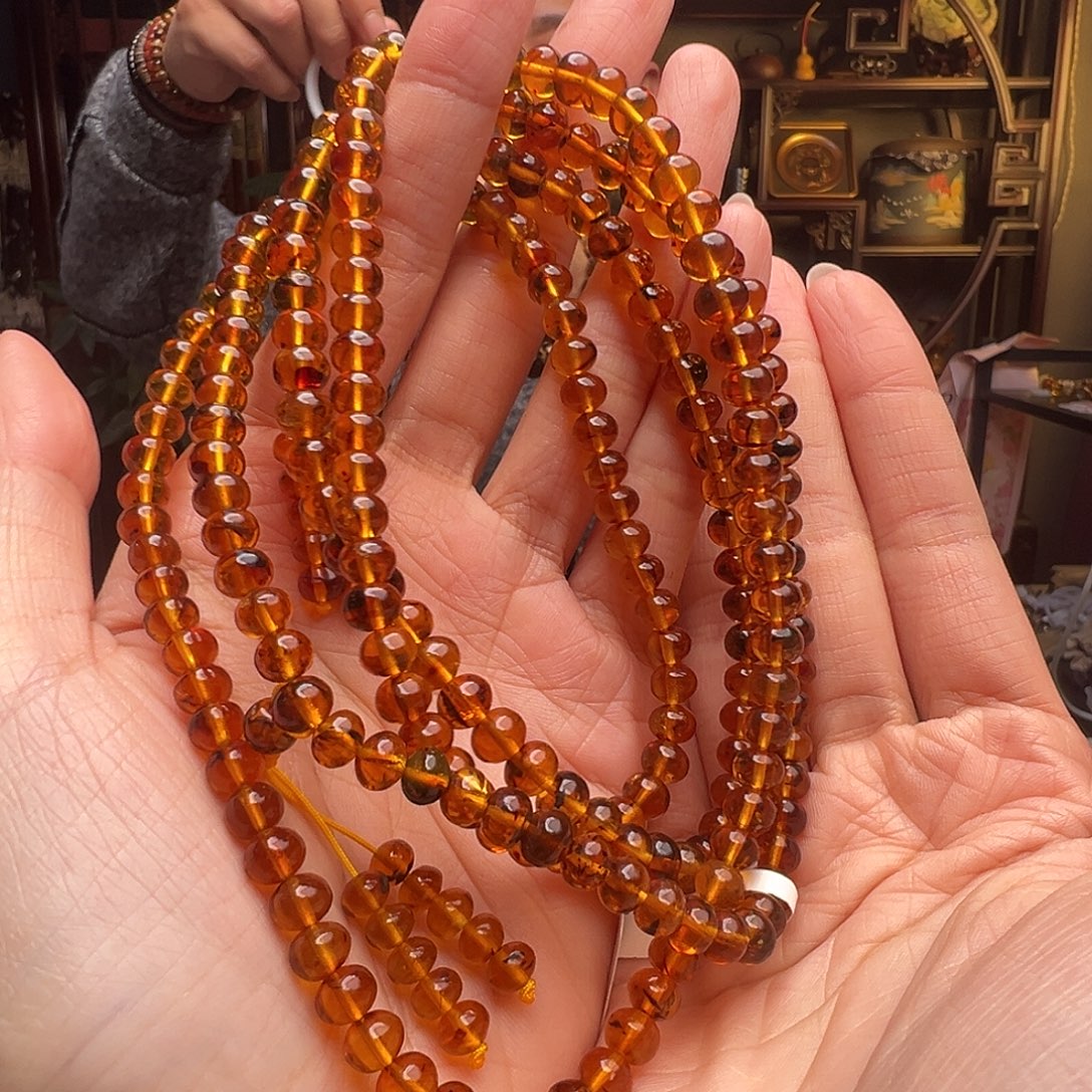 琥珀未镶嵌裸石抚顺琥珀20599六多样性发其一