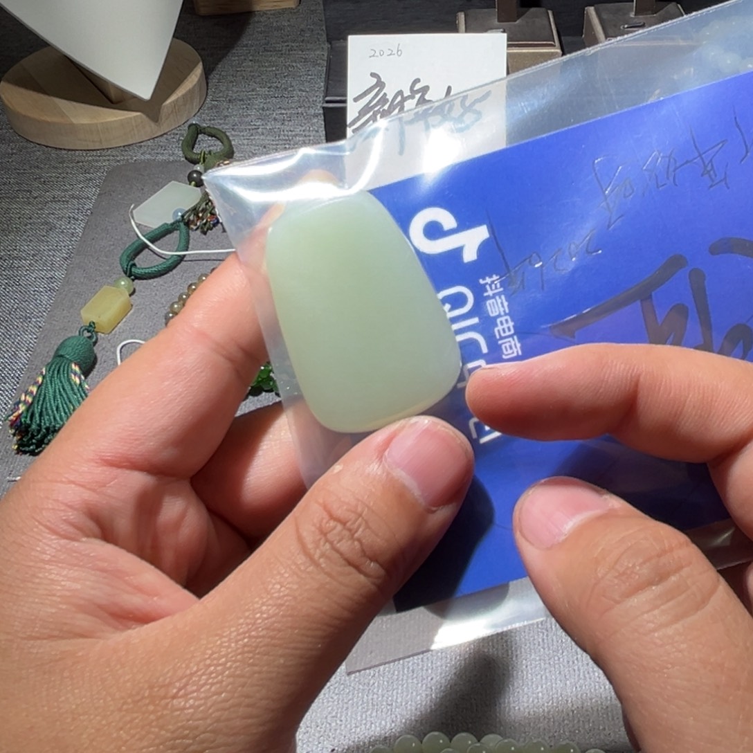 芋***头和田玉未镶嵌珠宝半成品