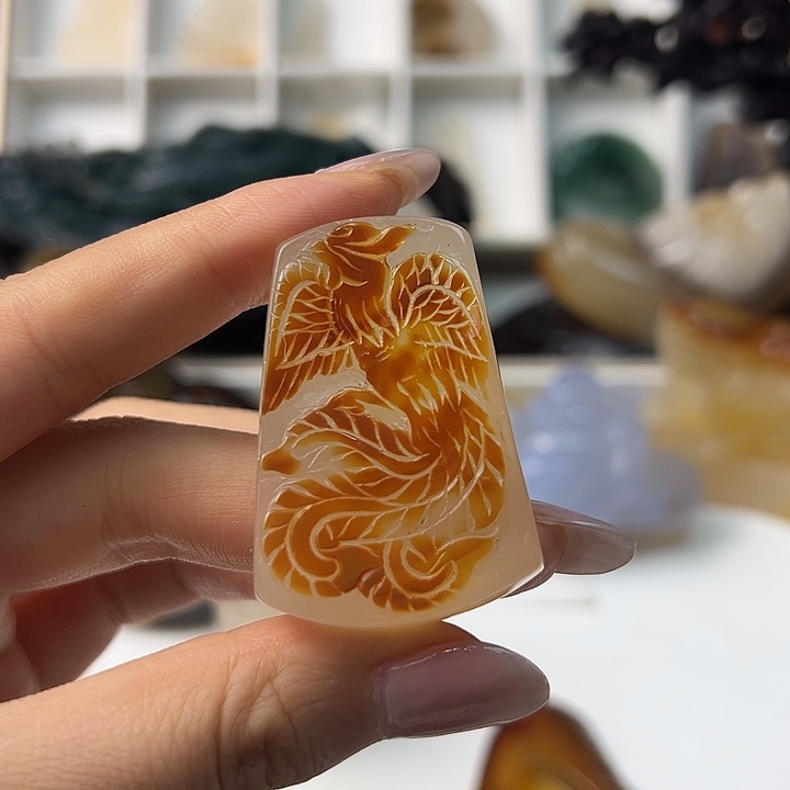 玛瑙/玉髓颈饰合金