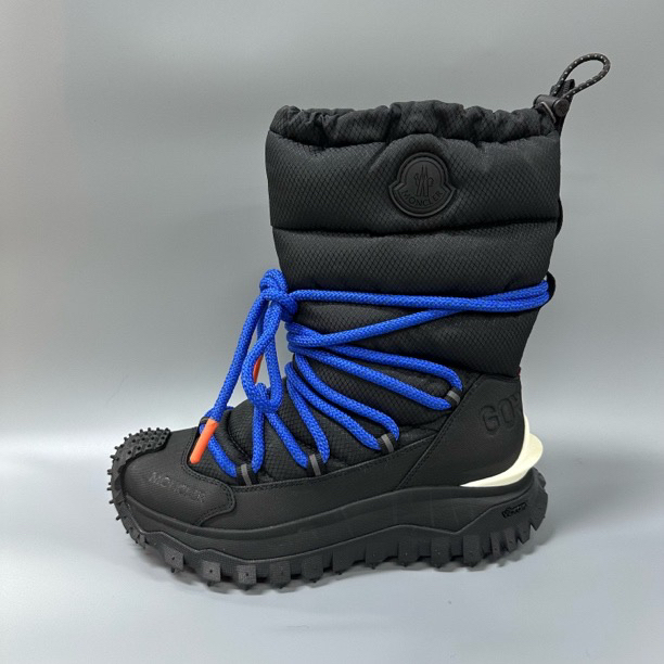 MONCLER/蒙口 mo153 黑色白尾保暖靴 时尚百搭