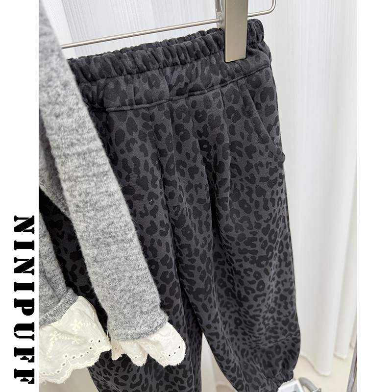 《NiniPuff》儿童加绒豹纹裤冬季新款女童一体绒束脚裤休闲卫裤