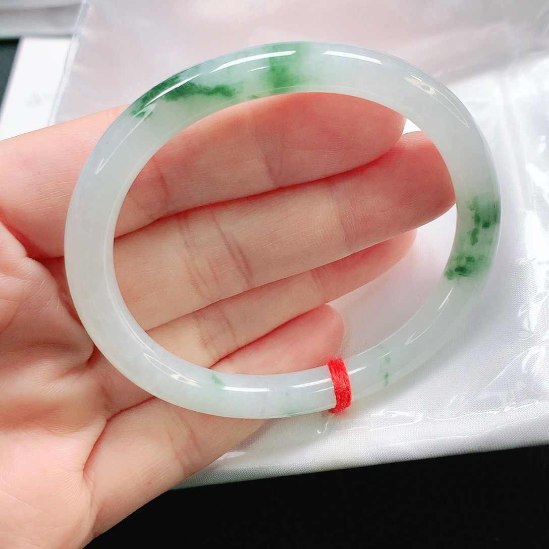 未镶嵌手镯翡翠56.6贵妃