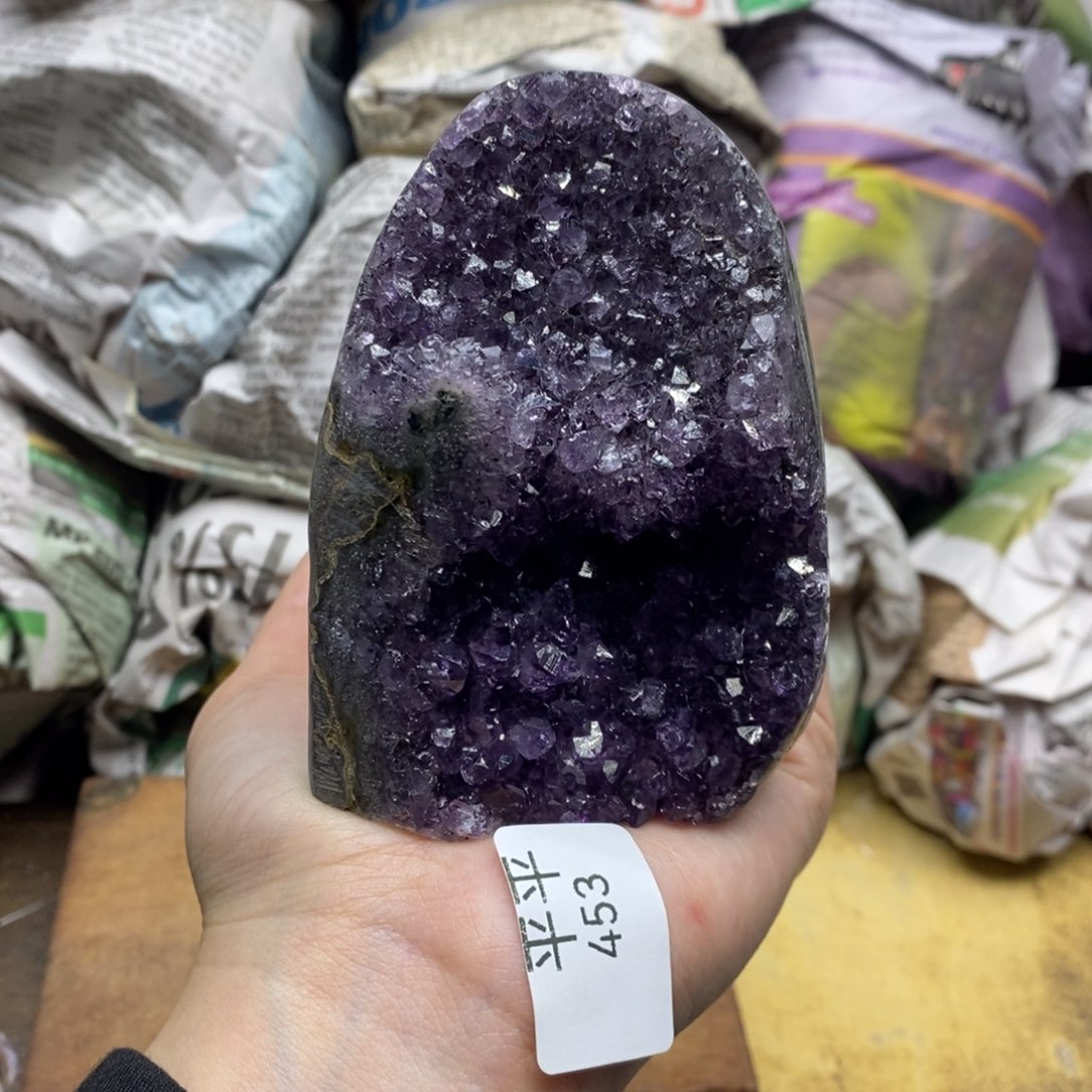 紫晶乌拉圭未镶嵌