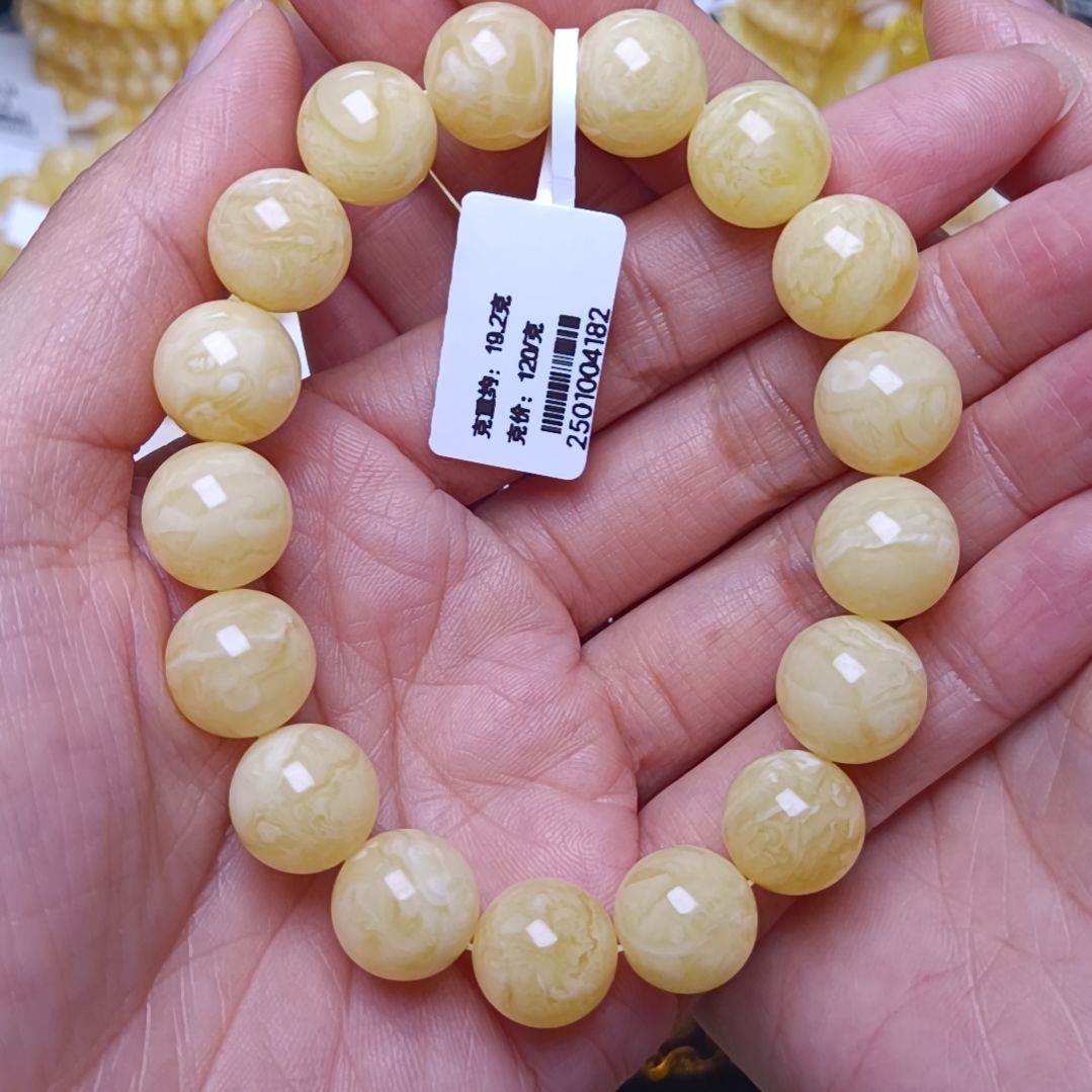 蜜蜡手串未镶嵌动***?俄料蜜蜡满白妖花手串