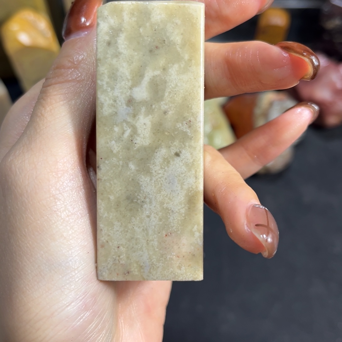 海***色大叶紫檀（黑酸枝木类）寿山石
