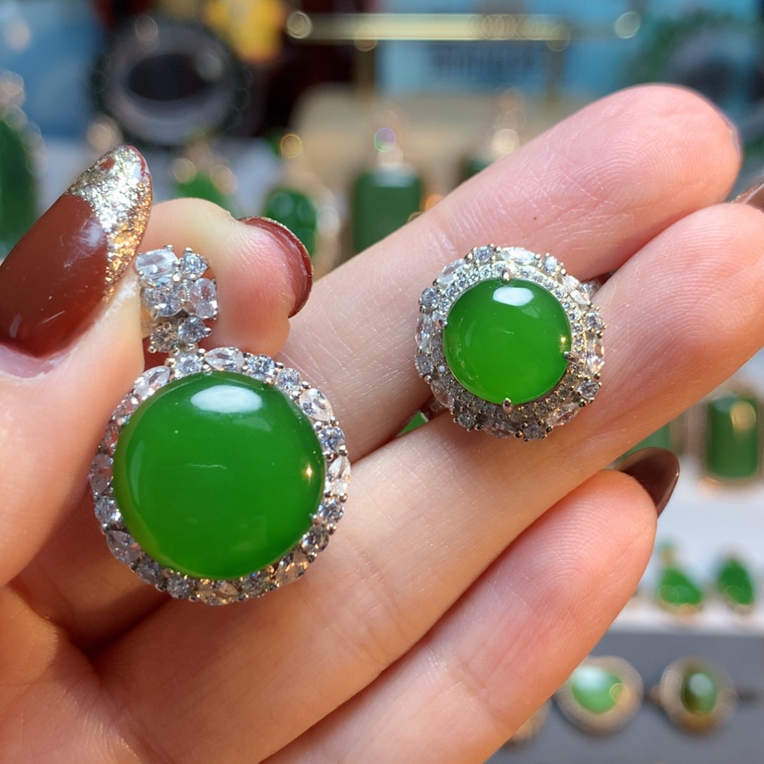 和田玉（碧玉）套装未镶嵌