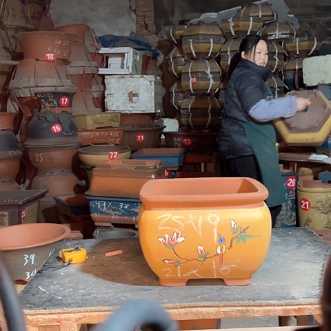 紫砂花盆四方一个