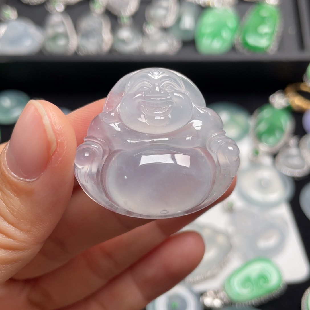 翡翠颈饰未镶嵌佛公