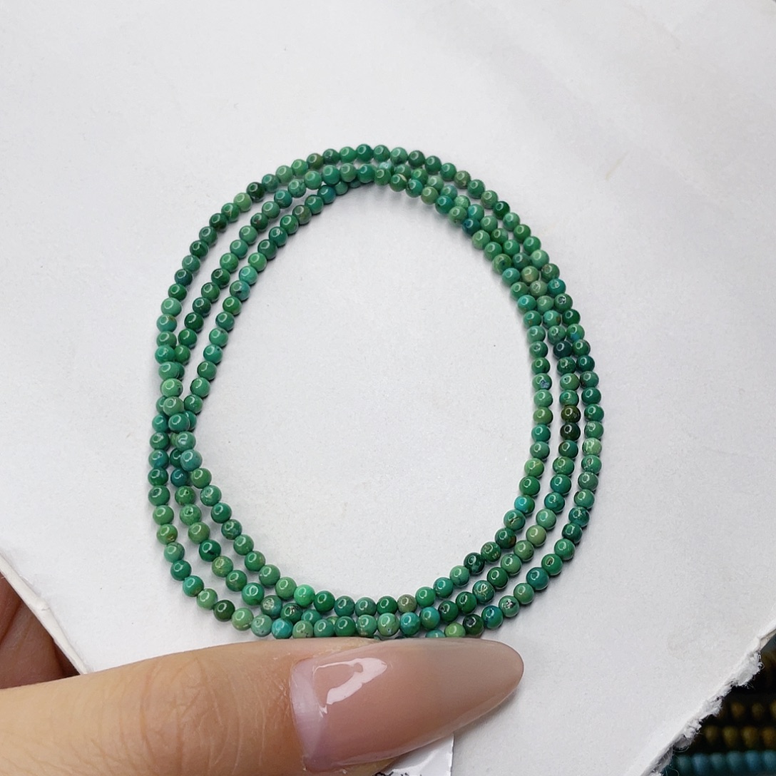 绿松石未镶嵌颈饰