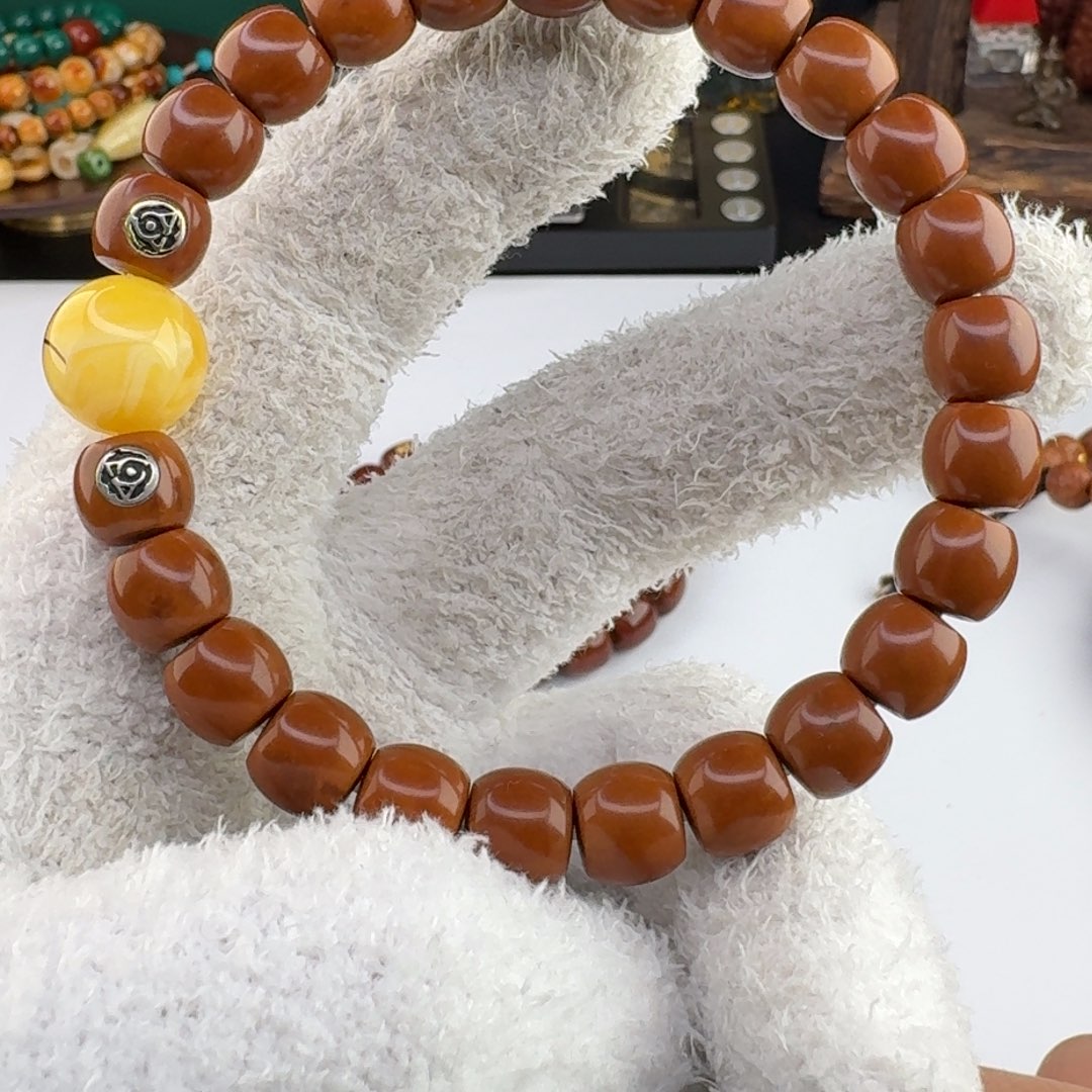 手串猴头核桃嘎嘎嘎