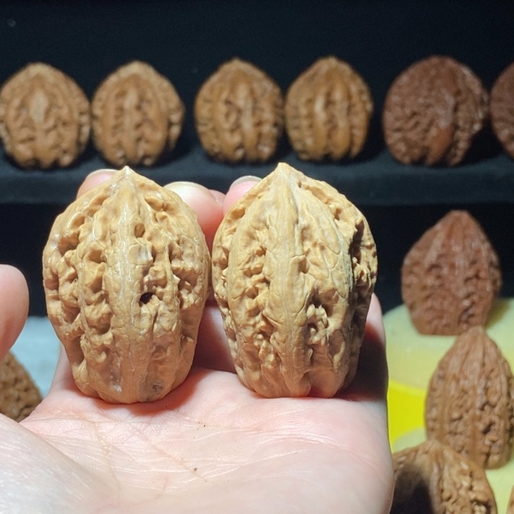 把件文玩核桃4号车