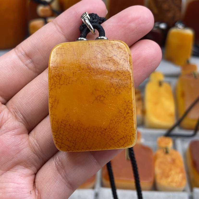 【闪购商品】琥珀珠宝奇石未镶嵌