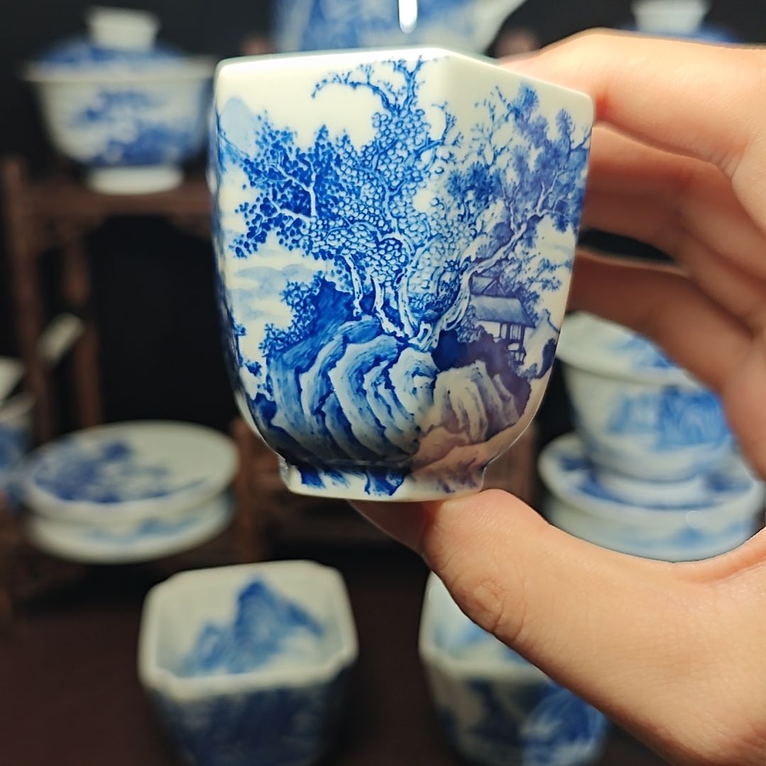 摆件青花山水主人杯