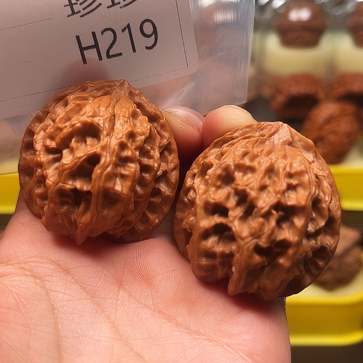 文玩核桃把件苹果园