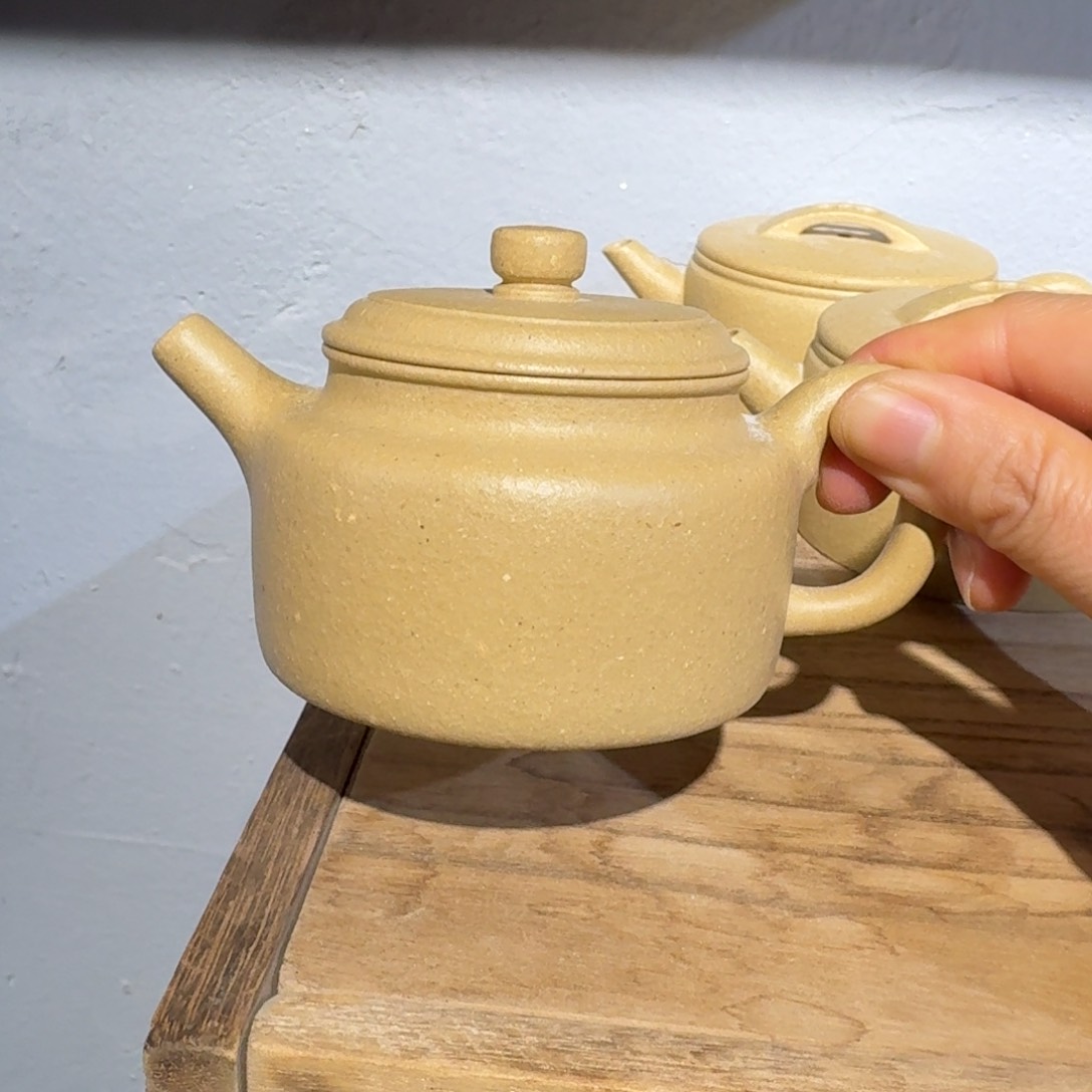 本山绿泥茶壶梨皮150毫升左右微瑕