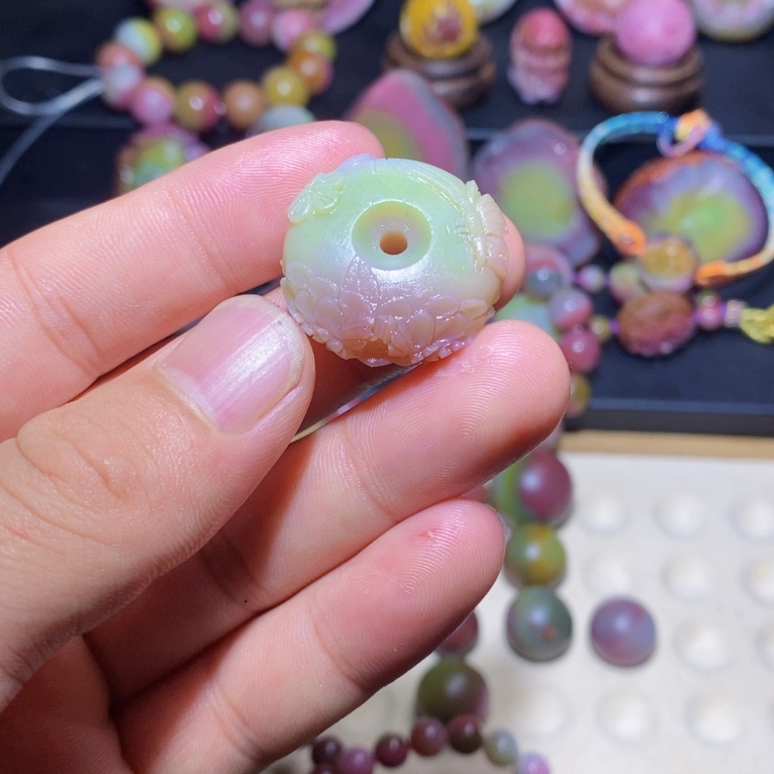 玛瑙/玉髓未镶嵌吊坠