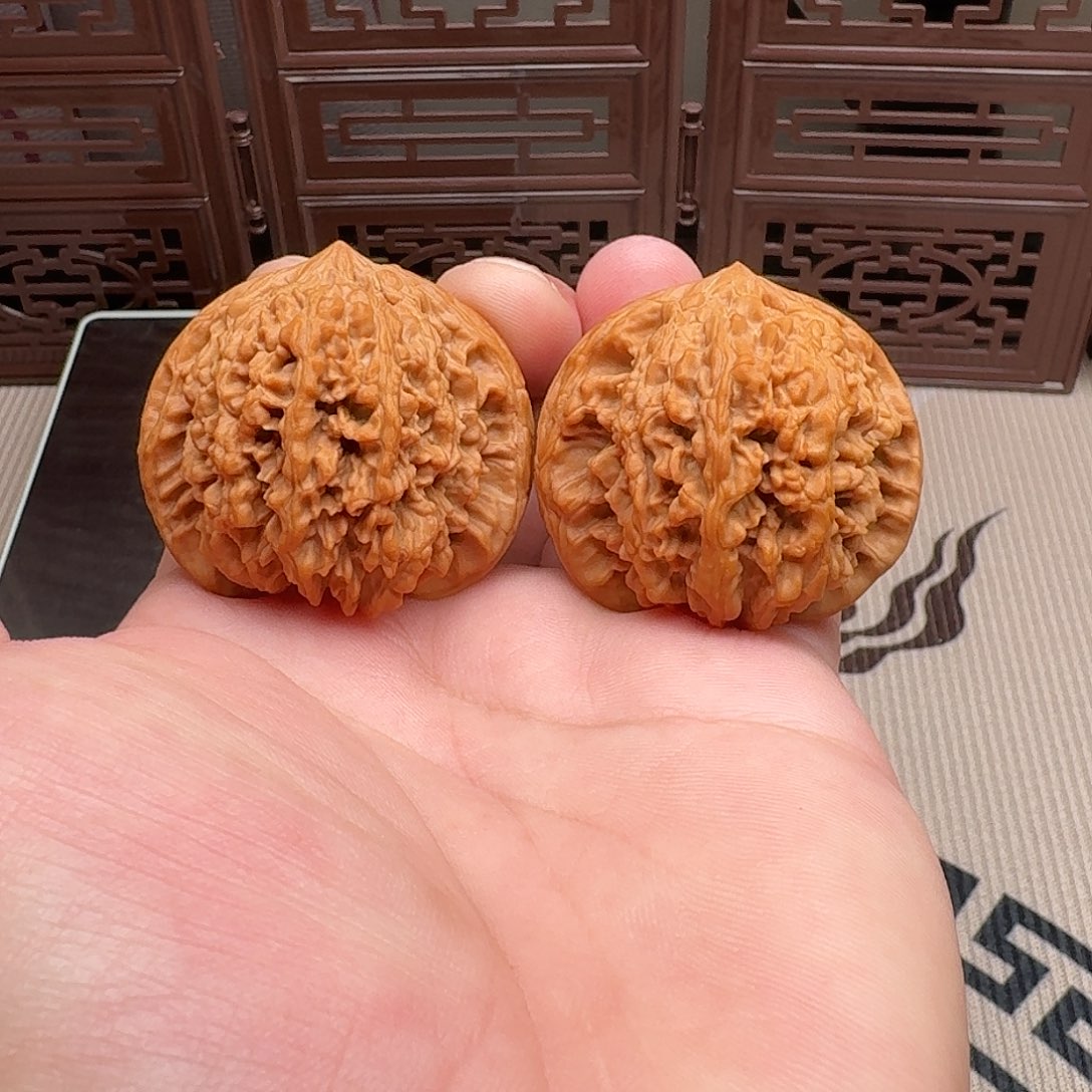 把件文玩核桃45尺满天星