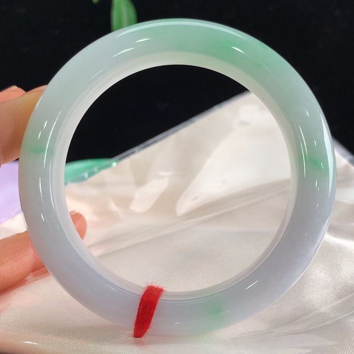 翡翠手镯未镶嵌111-0047